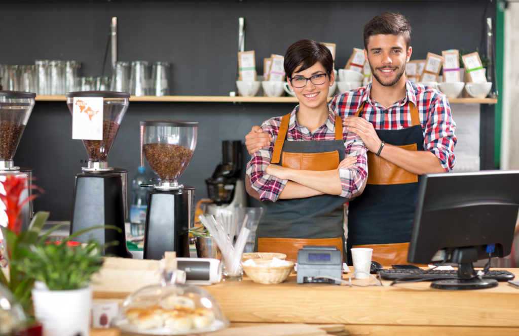 Propietarios de cafeterías preparados para impuestos sobre las ventas navideñas